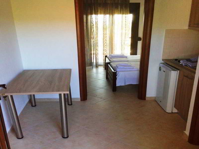 Paradisos Apartments Nea Skioni Luaran gambar