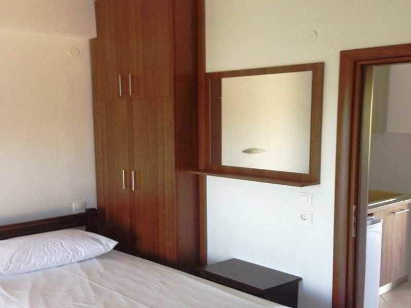 Paradisos Apartments Nea Skioni Luaran gambar